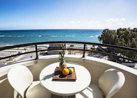 Pigeon Beach Hotel Apartments 2