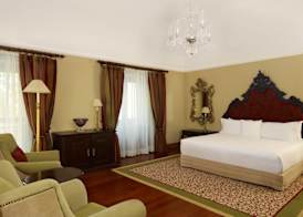Convento do Espinheiro, Historic Hotel & Spa 4