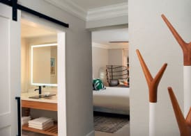 Pelican Grand Beach Resort, a Noble House Resort 4