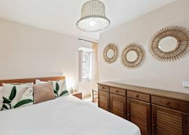 Portuguese Design 1 Bedroom Apartment in the Heart of Lisbon 5