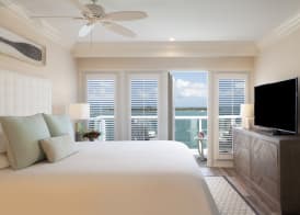 Pier House Resort & Spa 4