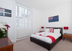 Hamptons Brighton 3