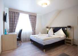 Baums Rheinhotel 3