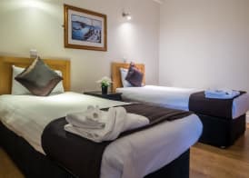 Galway Bay Sea View Apartments 4