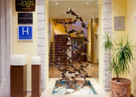 Hotel MR Les Rotes 2