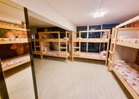 Unique City Hostel 100 meters from Beach 5