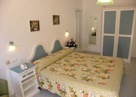 Hotel Ristorante Borgo La Tana 5