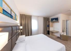 Hotel Albània 5
