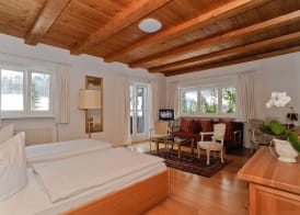 Stoll's Hotel Alpina 3