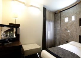 Hotel Ancora 4