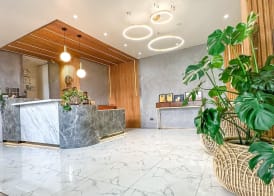 Metro Pines Inn 2