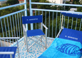 Augustus 5