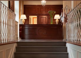Hotel Executive 4