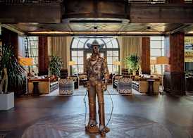 Hotel Drover, Autograph Collection 4