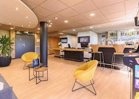 B&B HOTEL Versailles Le Chesnay 2