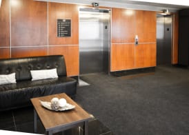 Hotel Saint-Laurent Montreal 4