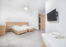 FarOut BeachClub - Rooms & Camping 4