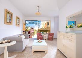 Irida Apartments by Estia 5