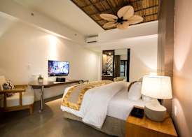 Ferra Hotel and Garden Suites 4