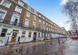 Paddington Townhouse Hotel by OYO 3