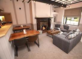 OYO Glyn Valley Hotel 3