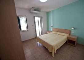 Villaggio Turistico Le Diomedee 5