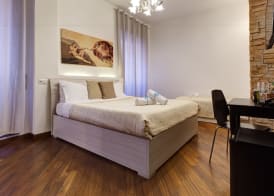 Little Rhome Suites 2