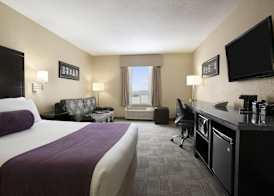 Days Inn by Wyndham Regina 5