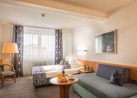 Hotel Am Moosfeld 5