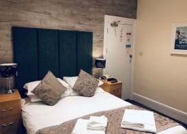 Membly Hall Hotel 4