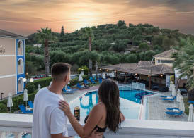 Hotel Petros 4