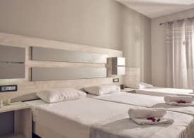 Savvas-Deval Hotel 2