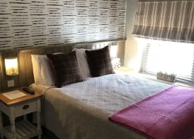 Higher Buck Inn 3