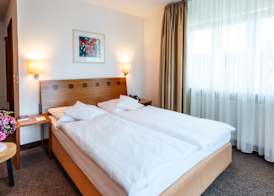 Seehotel Niedernberg - Das Dorf am See 3
