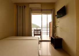 Rosanna's Pension 3