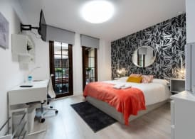 Vizcainos Home Away 4
