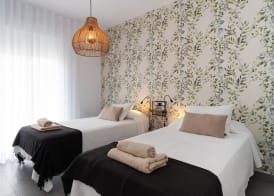 Sur Suites La Dorada, centricos soleados a pocos metros de la Playa y con Parking Opcional 4