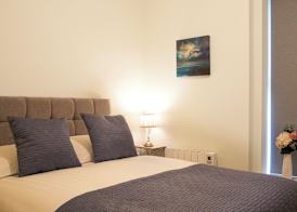 Blue Door Apartments 5
