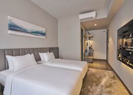 Sleeping Lion Suites 4