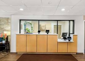 Comfort Inn & Suites Durham near Duke University 3
