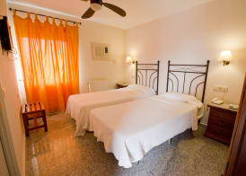 Hostal Nueva Andalucia 4