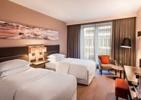 Sheraton Duesseldorf Airport Hotel 5