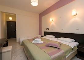 Maranton Beach Hotel 4