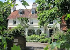 Wartling Place Country House 2
