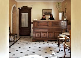 Hotel Arco Di Travertino 2