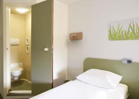 B&B HOTEL Rostock-Broderstorf 4