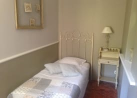 B&B Maison d'Hôtes - Château de Jouques 4