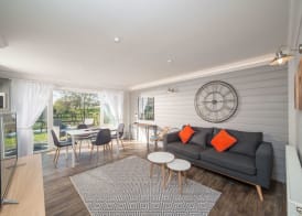 The Lakes Rookley Holiday Park by Away Resorts 4