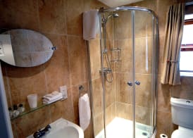New Overlander Inn 5