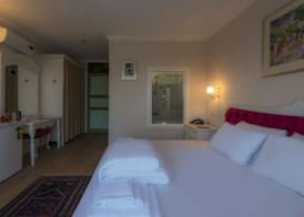 Aeneas Hotel 5